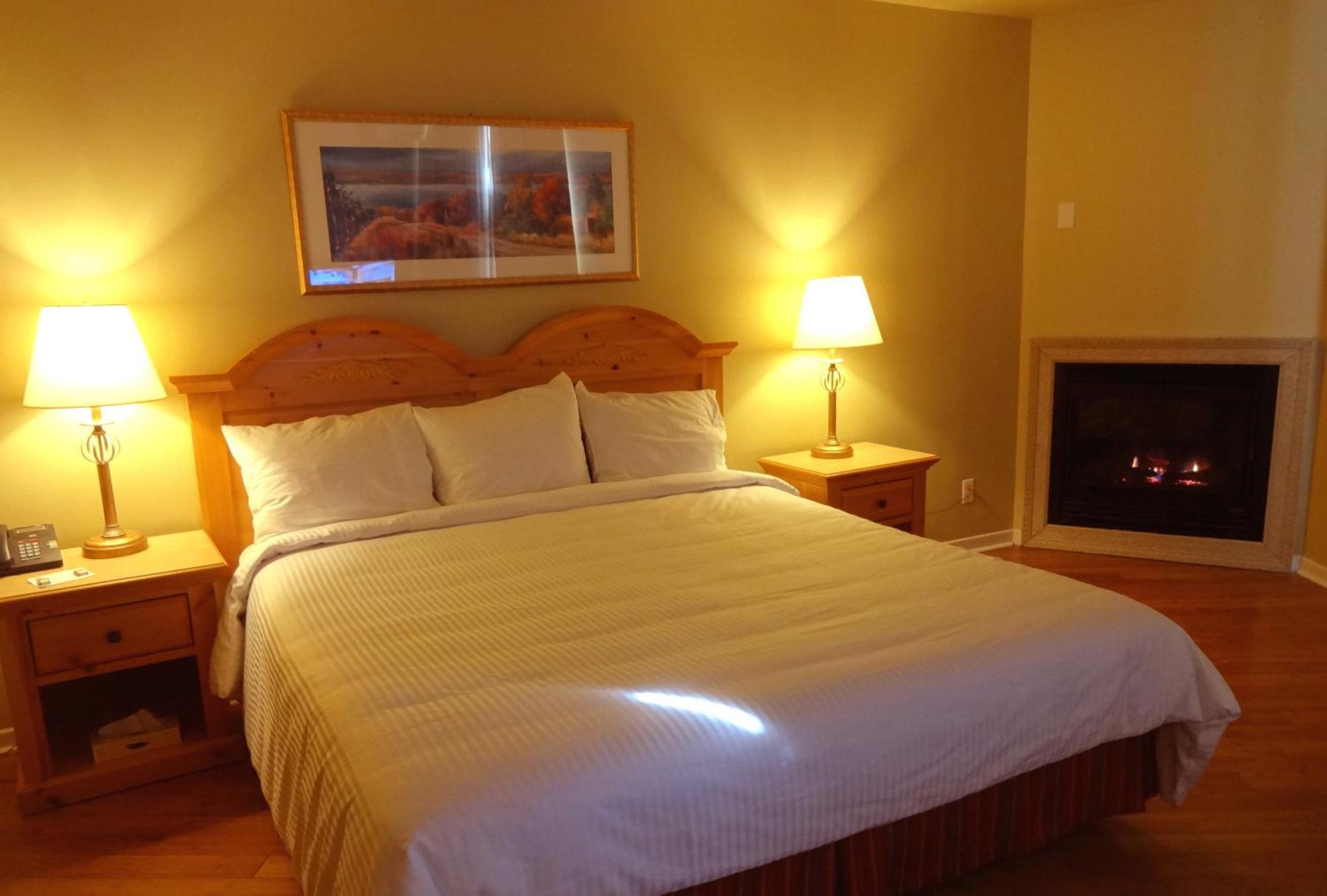 Hotel Alila Saint-Sauveur Bagian luar foto